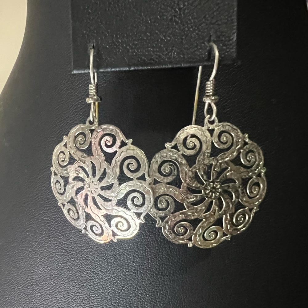 Vintage Medallion Filigree Earrings